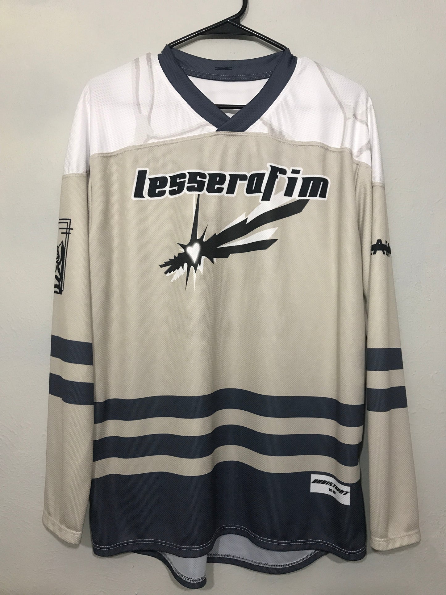 [SAMPLE] LE SSERAFIM - Crazy Hockey Jersey